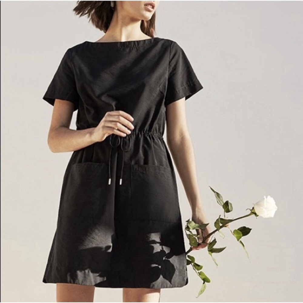 Cuyana The‎ Drawstring Dress Size XS Black Short Pockets Womens Minimalist